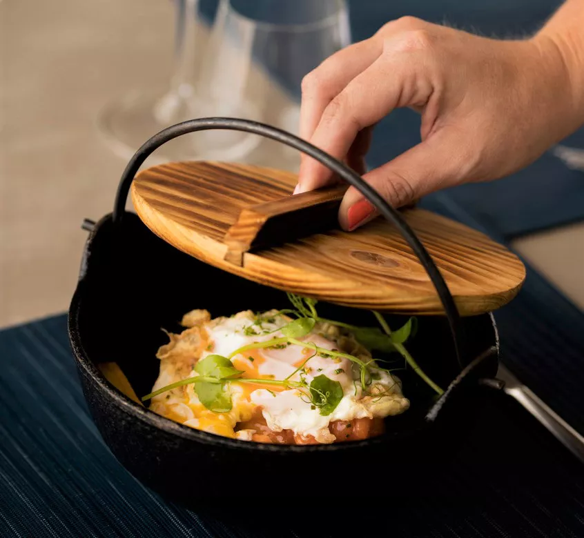 papa-bonita-revolcona_restaurante-melvin-by-martin-berasategui_3_archipielago-gourmet