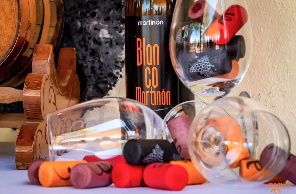 vino-blanco-bodegas-martinon_archipielago-gourmet
